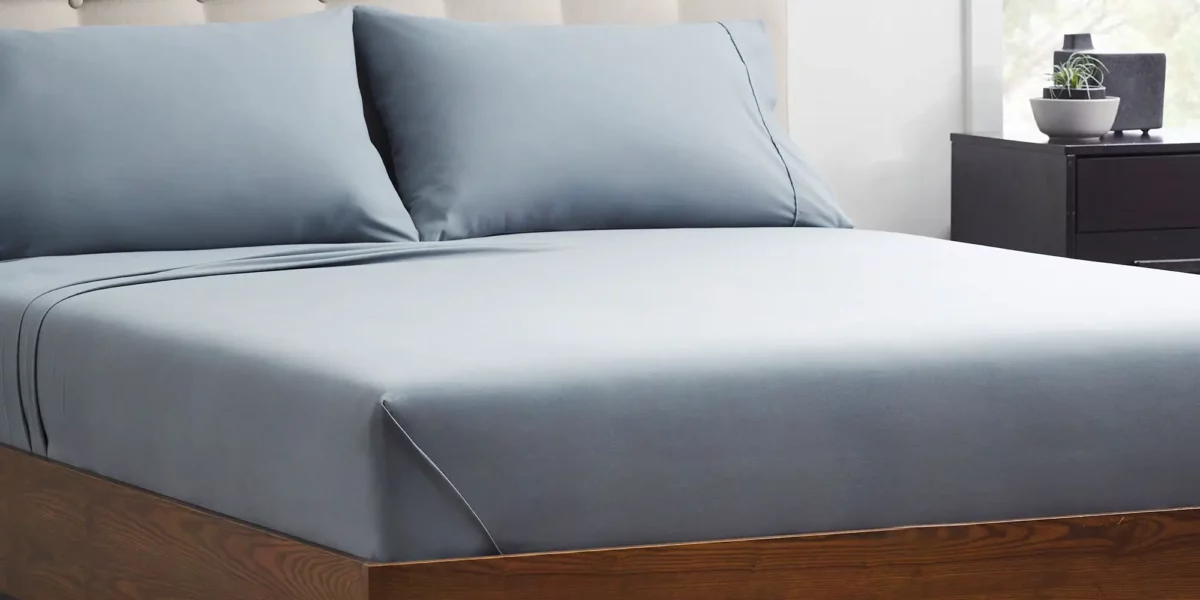 600 Thread Count Cotton-Blend Sheet Set