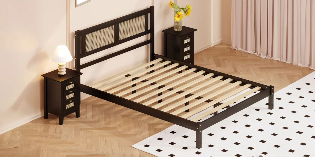 Randi 3 Piece Bedroom Set with Platform Bed & 2 Nighstands - Image 3