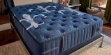Lux-Estate-Mattress-02-low
